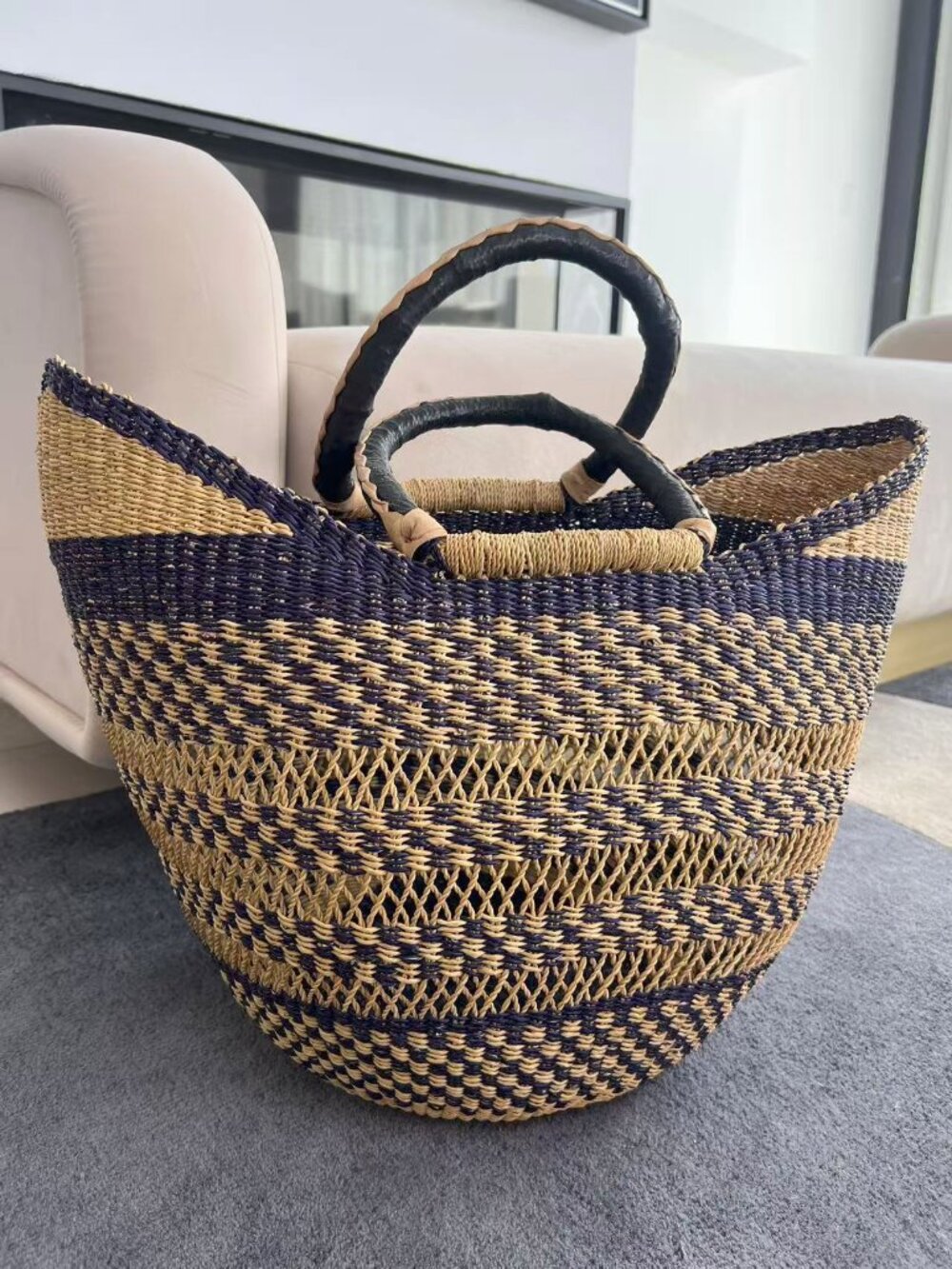 Brand New Bolga Large Handwoven Ghanaian Straw Market Tote Basket – Navy